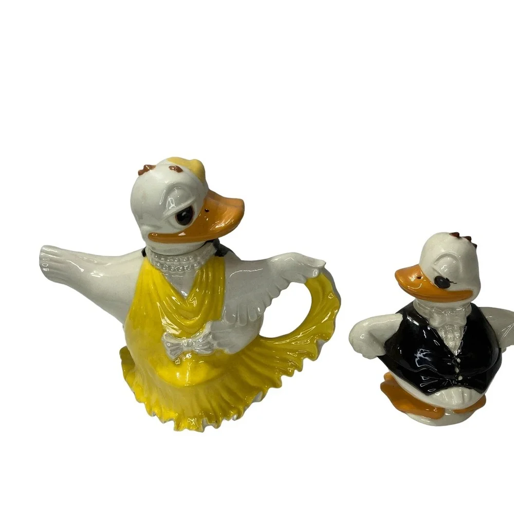 Dancing Duck Couple Teapot with‎ Duck Sugar Bowl Tea party  Tea Lover Gift Vtg